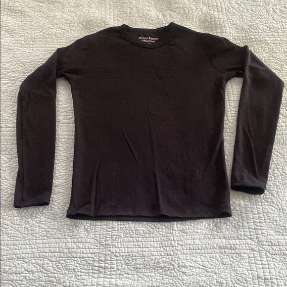 Classic Black Crewneck Sweater with Knit Fabric - Picture 1 of 3